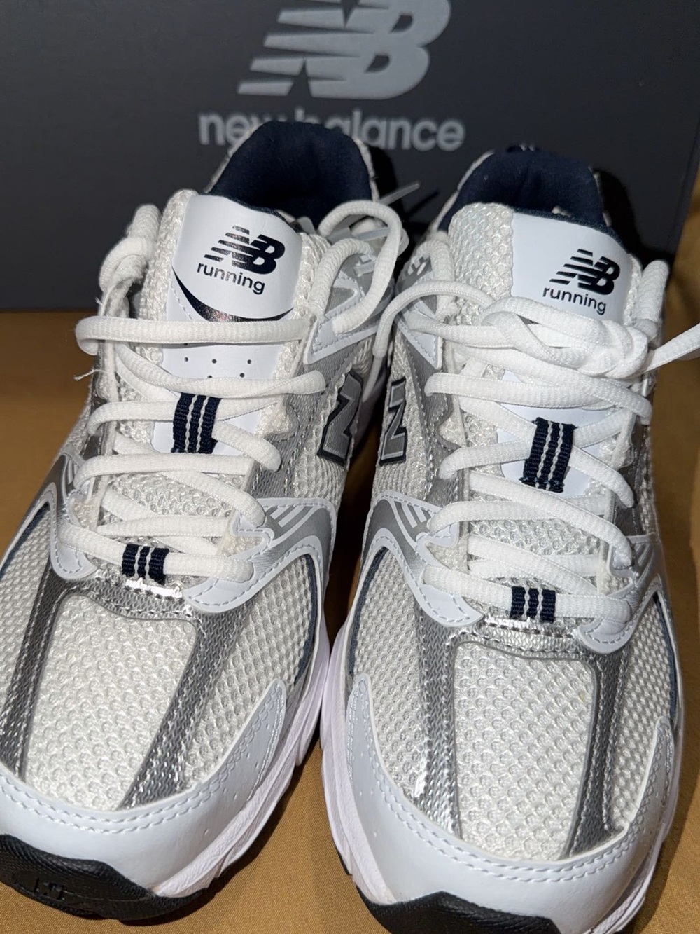 New Balance Men's White, Silver and Navy Athletic Running Shoes